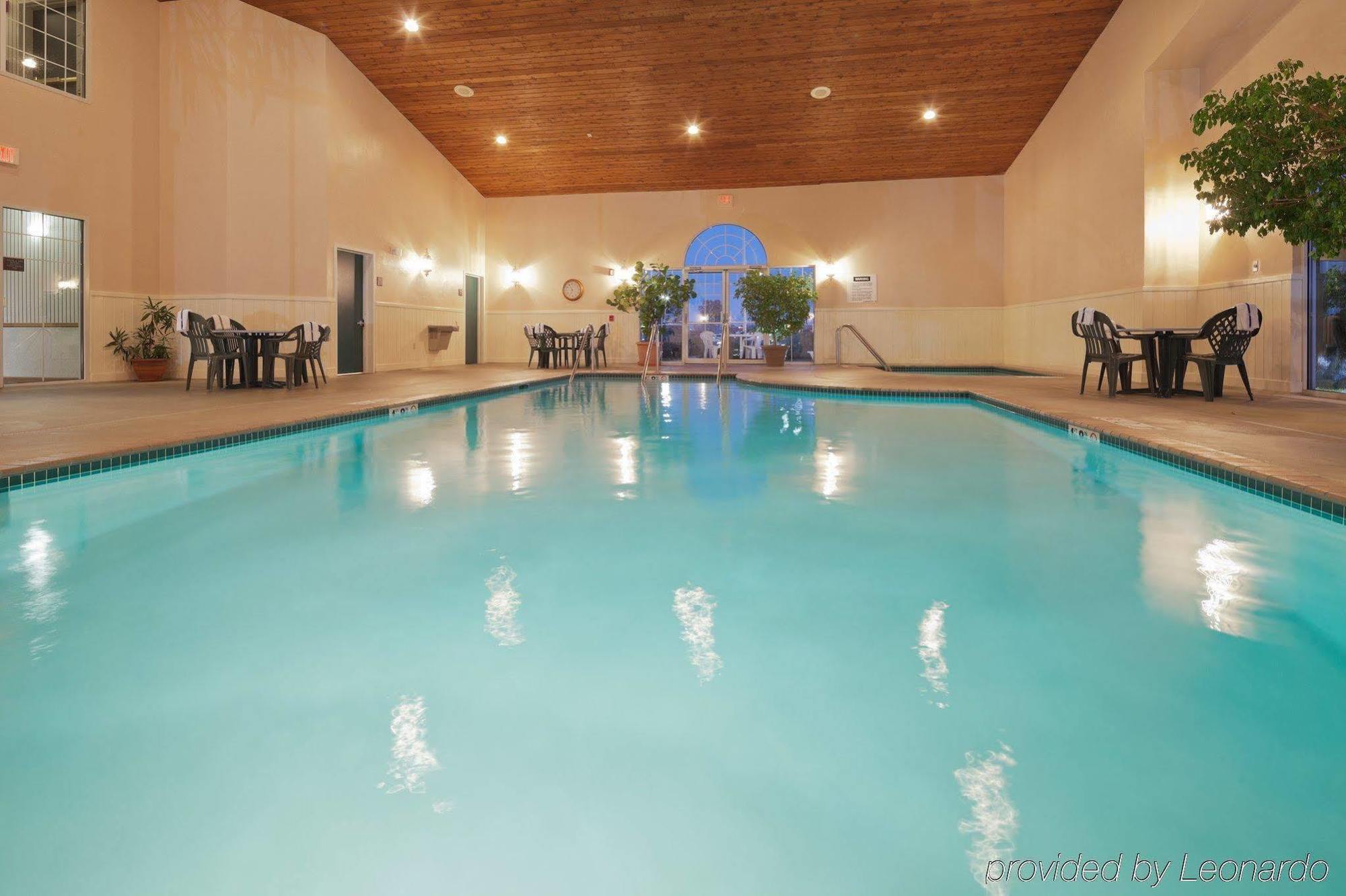 Country Inn & Suites By Radisson, Green Bay, Wi Ashwaubenon Экстерьер фото